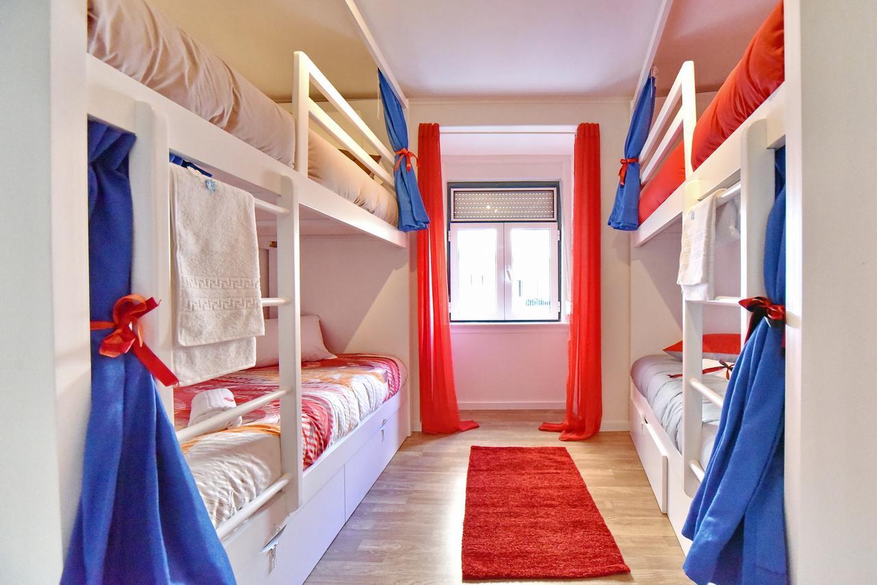 Train Lisbon Hostel Εξωτερικό φωτογραφία
