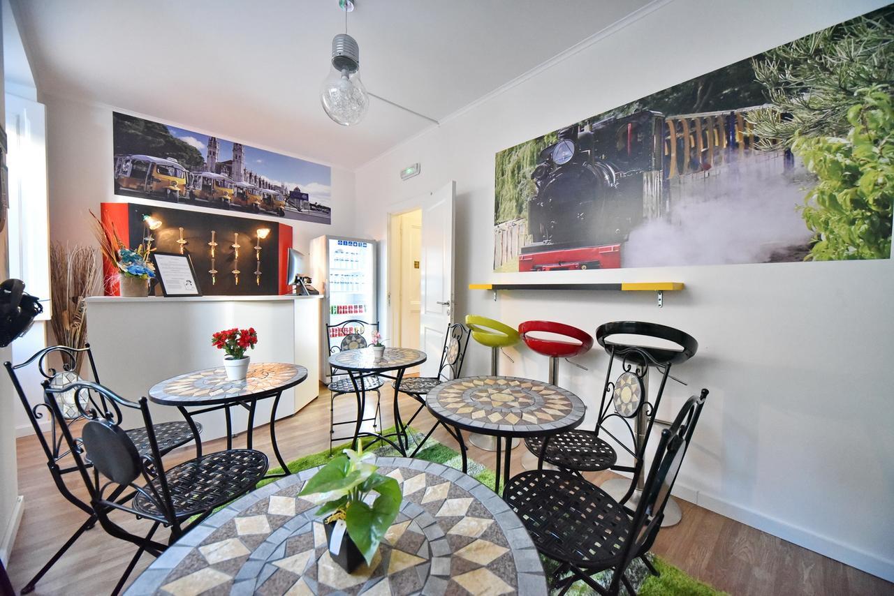 Train Lisbon Hostel Εξωτερικό φωτογραφία
