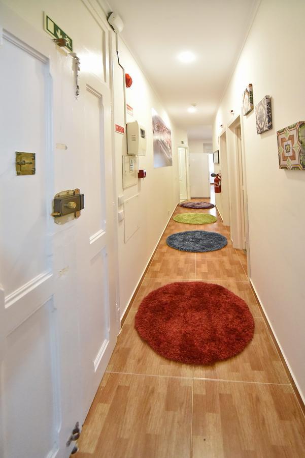 Train Lisbon Hostel Εξωτερικό φωτογραφία
